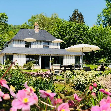 Bed and Breakfast Domaine Le Hetrey Toutainville Exterior foto